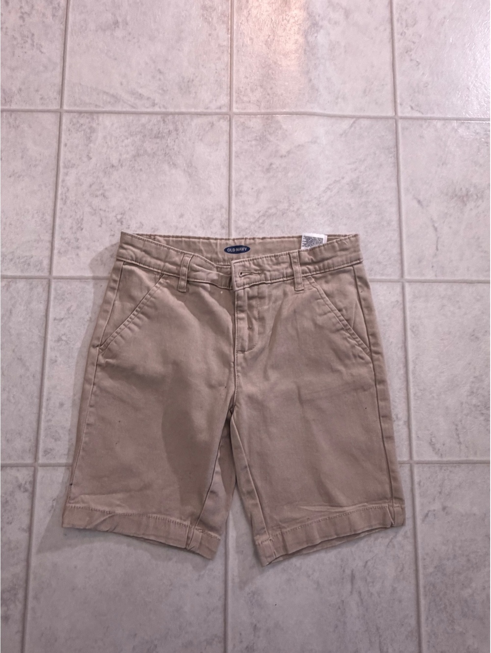 Old Navy khaki shorts size 10